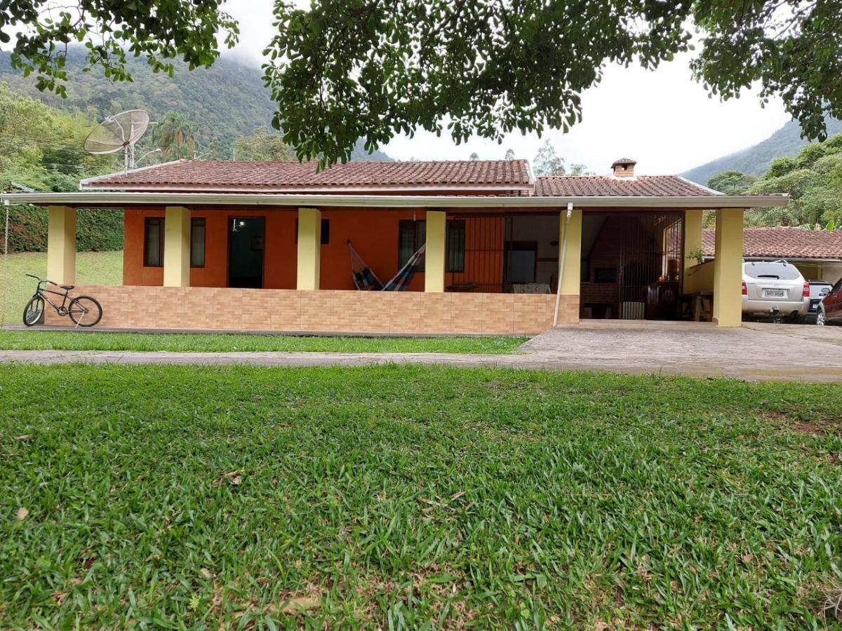 Recanto Magalhaes São Bento do Sapucaí Esterno foto
