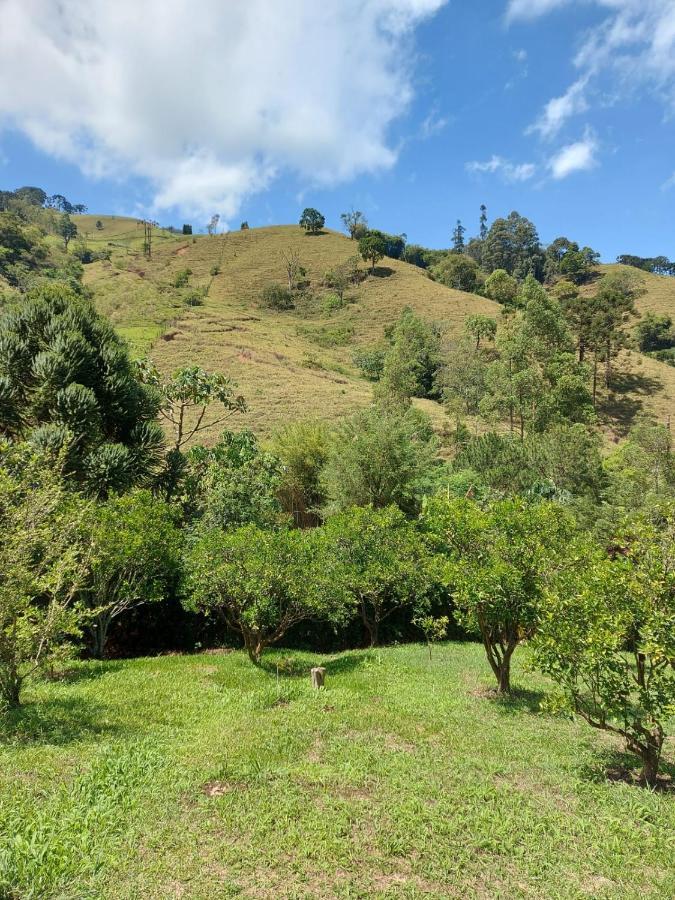 Recanto Magalhaes São Bento do Sapucaí Esterno foto